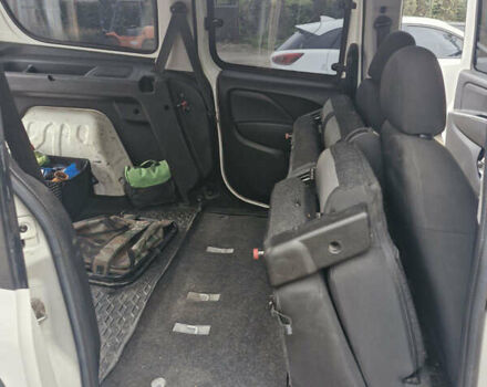 Белый Фиат Добло, объемом двигателя 1.3 л и пробегом 177 тыс. км за 9500 $, фото 10 на Automoto.ua