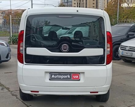 Белый Фиат Добло, объемом двигателя 1.4 л и пробегом 88 тыс. км за 10990 $, фото 6 на Automoto.ua