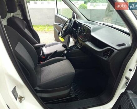 Фиат Добло 2017 в Кропивницком (Кировограде) на Automoto.ua Белый Фиат Добло, объемом двигателя 1.25 л и пробегом 260 тыс. км за 6800 $, фото 8 на Automoto.ua