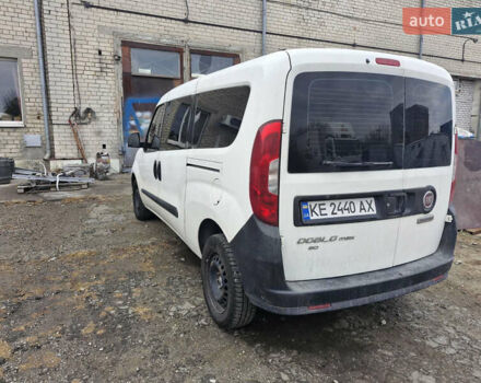 Белый Фиат Добло, объемом двигателя 1.3 л и пробегом 177 тыс. км за 9500 $, фото 4 на Automoto.ua