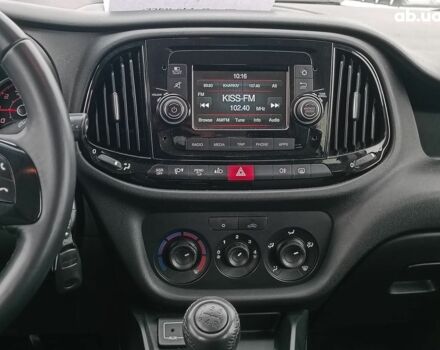 Белый Фиат Добло, объемом двигателя 1.4 л и пробегом 88 тыс. км за 10990 $, фото 12 на Automoto.ua