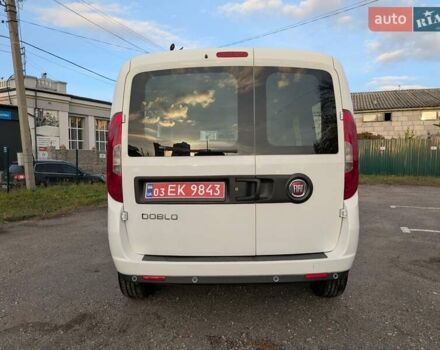 Белый Фиат Добло, объемом двигателя 1.3 л и пробегом 100 тыс. км за 10800 $, фото 17 на Automoto.ua