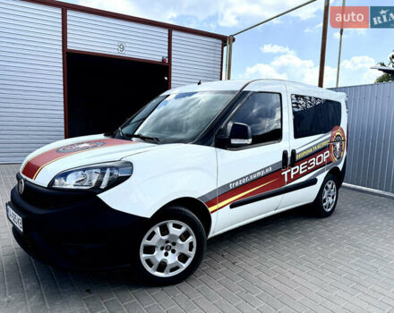 Білий Фіат Добло, об'ємом двигуна 1.37 л та пробігом 110 тис. км за 10200 $, фото 2 на Automoto.ua