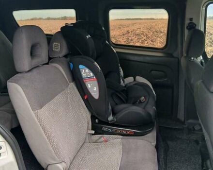 Белый Фиат Добло, объемом двигателя 1.6 л и пробегом 280 тыс. км за 12500 $, фото 16 на Automoto.ua