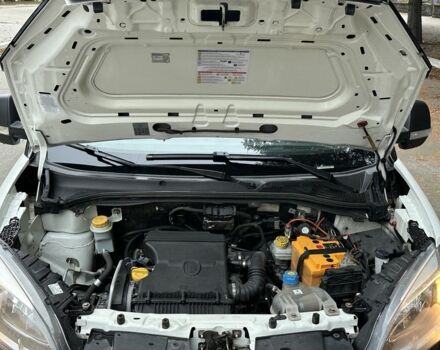 Белый Фиат Добло, объемом двигателя 1.4 л и пробегом 130 тыс. км за 9300 $, фото 7 на Automoto.ua