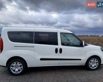 Белый Фиат Добло, объемом двигателя 1.6 л и пробегом 280 тыс. км за 12500 $, фото 1 на Automoto.ua