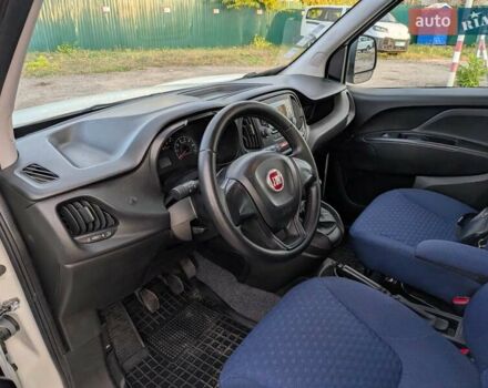 Белый Фиат Добло, объемом двигателя 1.3 л и пробегом 100 тыс. км за 10800 $, фото 7 на Automoto.ua