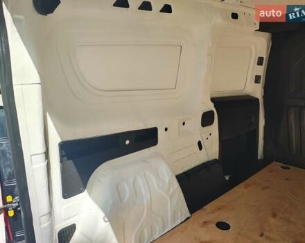 Белый Фиат Добло, объемом двигателя 1.25 л и пробегом 231 тыс. км за 9500 $, фото 23 на Automoto.ua