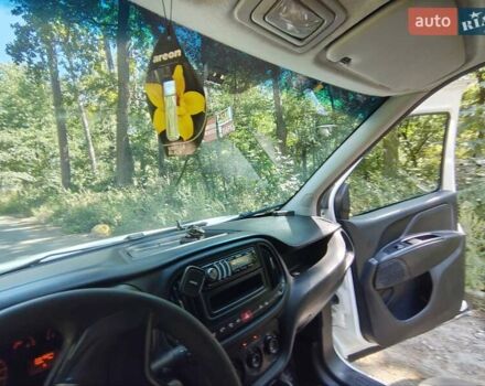 Белый Фиат Добло, объемом двигателя 1.25 л и пробегом 231 тыс. км за 9500 $, фото 10 на Automoto.ua