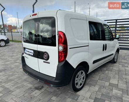 Белый Фиат Добло, объемом двигателя 1.3 л и пробегом 135 тыс. км за 13500 $, фото 12 на Automoto.ua