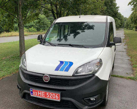 Белый Фиат Добло, объемом двигателя 1.3 л и пробегом 90 тыс. км за 13100 $, фото 9 на Automoto.ua