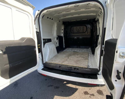 Белый Фиат Добло, объемом двигателя 1.6 л и пробегом 182 тыс. км за 11450 $, фото 11 на Automoto.ua