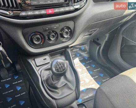 Белый Фиат Добло, объемом двигателя 1.3 л и пробегом 135 тыс. км за 13500 $, фото 22 на Automoto.ua