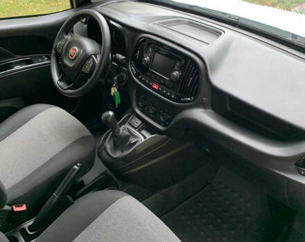 Белый Фиат Добло, объемом двигателя 1.3 л и пробегом 90 тыс. км за 13100 $, фото 22 на Automoto.ua