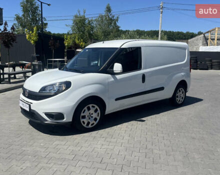Белый Фиат Добло, объемом двигателя 1.6 л и пробегом 182 тыс. км за 11450 $, фото 2 на Automoto.ua