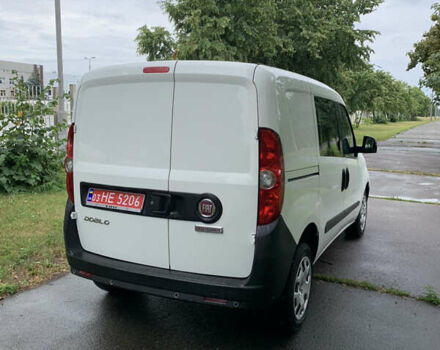 Белый Фиат Добло, объемом двигателя 1.3 л и пробегом 90 тыс. км за 13100 $, фото 6 на Automoto.ua