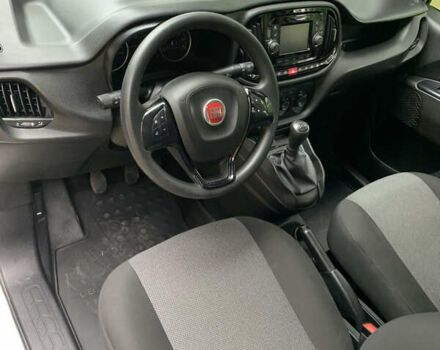 Белый Фиат Добло, объемом двигателя 1.3 л и пробегом 90 тыс. км за 13100 $, фото 13 на Automoto.ua