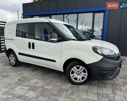 Белый Фиат Добло, объемом двигателя 1.3 л и пробегом 135 тыс. км за 13500 $, фото 6 на Automoto.ua