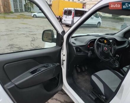 Белый Фиат Добло, объемом двигателя 1.4 л и пробегом 67 тыс. км за 11500 $, фото 5 на Automoto.ua