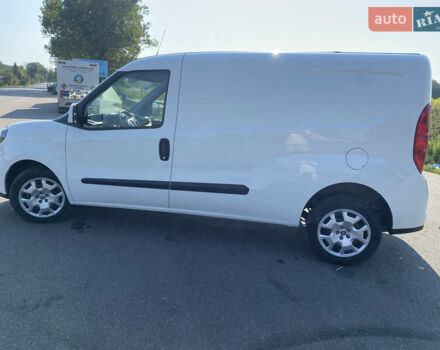 Белый Фиат Добло, объемом двигателя 1.6 л и пробегом 182 тыс. км за 11450 $, фото 7 на Automoto.ua