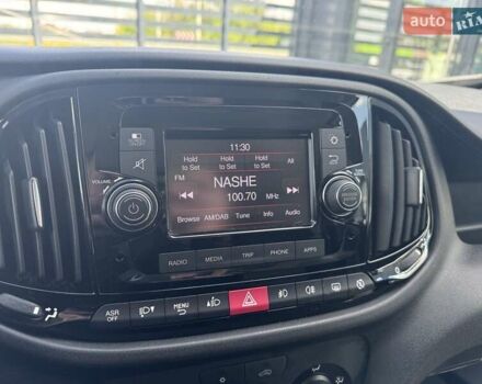 Белый Фиат Добло, объемом двигателя 1.3 л и пробегом 135 тыс. км за 13500 $, фото 23 на Automoto.ua