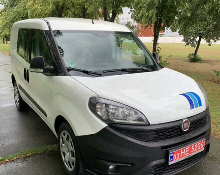 Белый Фиат Добло, объемом двигателя 1.3 л и пробегом 90 тыс. км за 13100 $, фото 12 на Automoto.ua