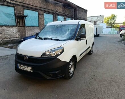 Белый Фиат Добло, объемом двигателя 1.2 л и пробегом 48 тыс. км за 7000 $, фото 2 на Automoto.ua