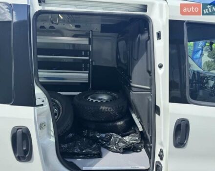 Белый Фиат Добло, объемом двигателя 1.3 л и пробегом 135 тыс. км за 13500 $, фото 25 на Automoto.ua