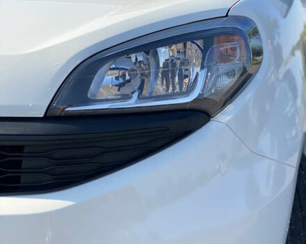 Белый Фиат Добло, объемом двигателя 1.6 л и пробегом 182 тыс. км за 11450 $, фото 9 на Automoto.ua