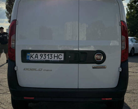 Белый Фиат Добло, объемом двигателя 1.37 л и пробегом 19 тыс. км за 15000 $, фото 7 на Automoto.ua