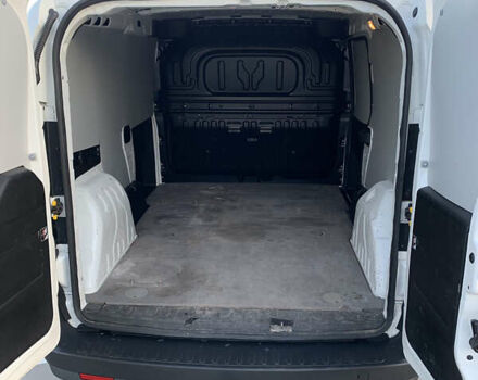 Білий Фіат Добло, об'ємом двигуна 1.6 л та пробігом 56 тис. км за 14100 $, фото 22 на Automoto.ua