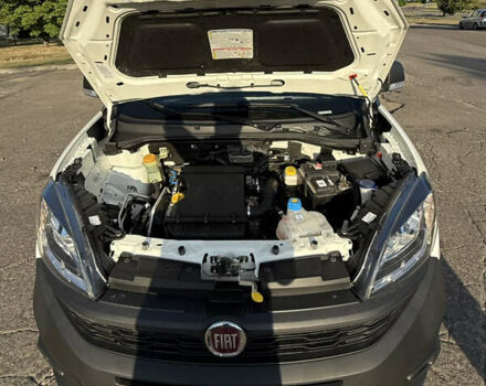 Белый Фиат Добло, объемом двигателя 1.37 л и пробегом 19 тыс. км за 15000 $, фото 13 на Automoto.ua
