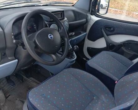 Белый Фиат Добло, объемом двигателя 1.9 л и пробегом 252 тыс. км за 3400 $, фото 4 на Automoto.ua