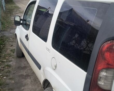 Білий Фіат Добло, об'ємом двигуна 1.9 л та пробігом 300 тис. км за 2900 $, фото 3 на Automoto.ua