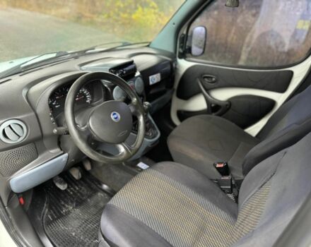 Белый Фиат Добло, объемом двигателя 1.6 л и пробегом 300 тыс. км за 3000 $, фото 6 на Automoto.ua