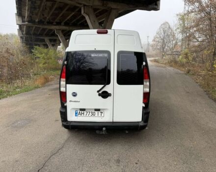 Белый Фиат Добло, объемом двигателя 1.6 л и пробегом 300 тыс. км за 3000 $, фото 5 на Automoto.ua