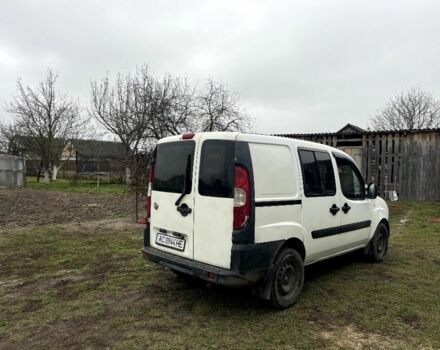 Белый Фиат Добло, объемом двигателя 1.9 л и пробегом 273 тыс. км за 4100 $, фото 3 на Automoto.ua