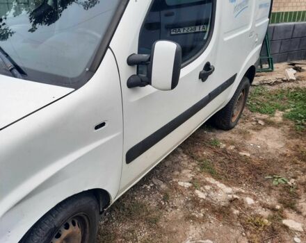 Білий Фіат Добло, об'ємом двигуна 1.3 л та пробігом 280 тис. км за 2550 $, фото 11 на Automoto.ua