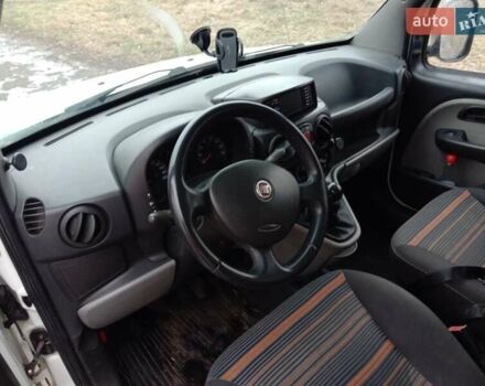 Білий Фіат Добло, об'ємом двигуна 1.2 л та пробігом 210 тис. км за 4000 $, фото 7 на Automoto.ua
