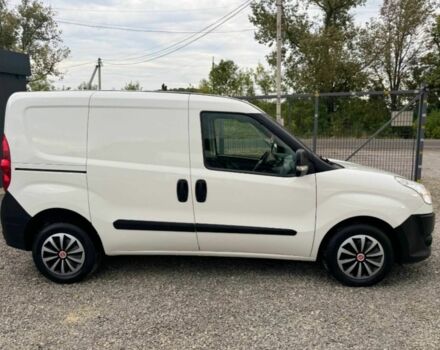 Белый Фиат Добло, объемом двигателя 1.6 л и пробегом 295 тыс. км за 5500 $, фото 4 на Automoto.ua