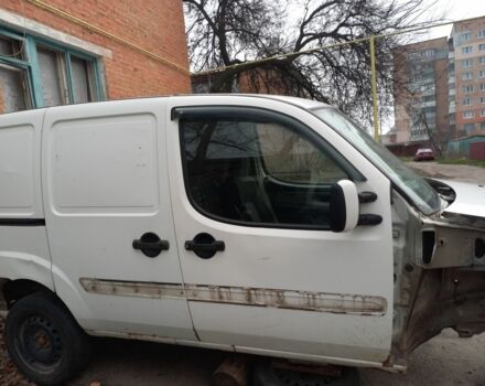 Белый Фиат Добло, объемом двигателя 1.3 л и пробегом 1000 тыс. км за 2362 $, фото 8 на Automoto.ua