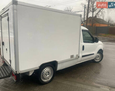 Білий Фіат Добло, об'ємом двигуна 1.6 л та пробігом 255 тис. км за 12000 $, фото 2 на Automoto.ua