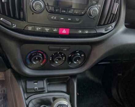 Белый Фиат Добло, объемом двигателя 1.25 л и пробегом 241 тыс. км за 13100 $, фото 17 на Automoto.ua