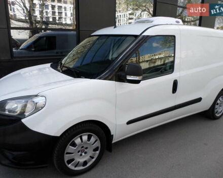 Белый Фиат Добло, объемом двигателя 1.3 л и пробегом 147 тыс. км за 11300 $, фото 8 на Automoto.ua