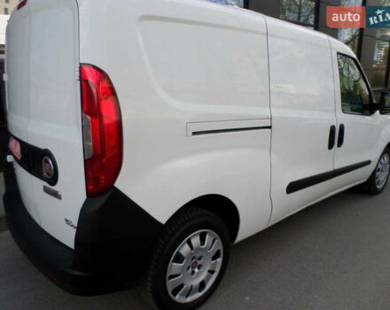 Белый Фиат Добло, объемом двигателя 1.3 л и пробегом 147 тыс. км за 11300 $, фото 15 на Automoto.ua