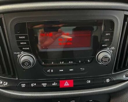 Белый Фиат Добло, объемом двигателя 1.6 л и пробегом 129 тыс. км за 16000 $, фото 19 на Automoto.ua