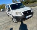 Белый Фиат Добло, объемом двигателя 1.9 л и пробегом 250 тыс. км за 4800 $, фото 1 на Automoto.ua
