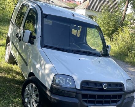 Белый Фиат Добло, объемом двигателя 1.9 л и пробегом 250 тыс. км за 3350 $, фото 1 на Automoto.ua