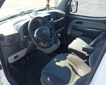 Білий Фіат Добло, об'ємом двигуна 0 л та пробігом 320 тис. км за 4500 $, фото 4 на Automoto.ua