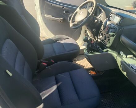 Білий Фіат Добло, об'ємом двигуна 1.9 л та пробігом 230 тис. км за 4200 $, фото 2 на Automoto.ua